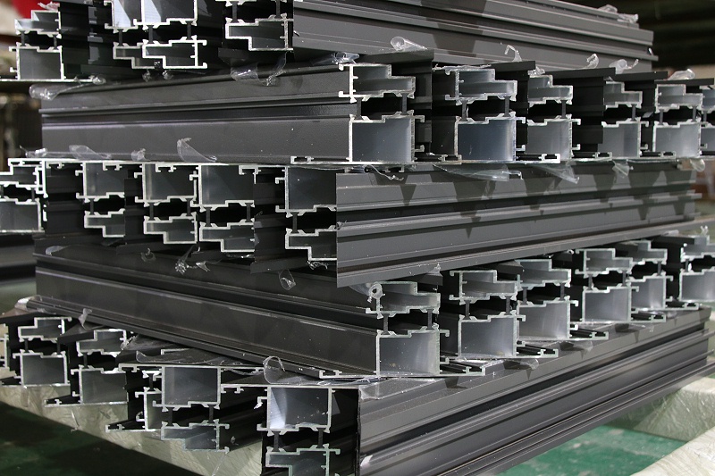 樓上樓高端門窗-樓上樓門窗怎么樣？可以定制鋁門窗嗎？