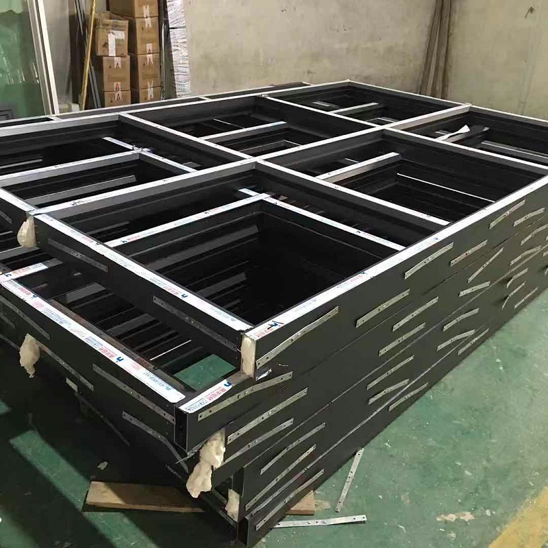 嚴(yán)嚴(yán)冬日里選擇保暖的鋁木復(fù)合門窗有多重要？