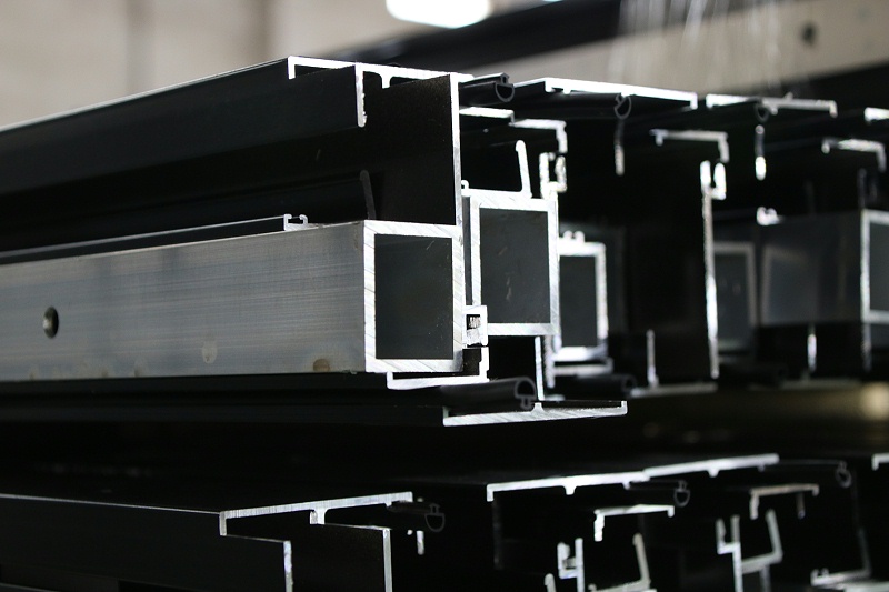 日子過久了才發(fā)現(xiàn)，家里使用樓上樓節(jié)能系統(tǒng)門窗很有必要！