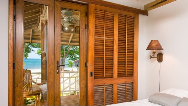 鋁合金門窗多少錢一平米？樓上樓門窗告訴你別再被忽悠！